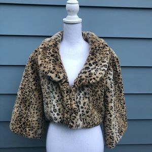 Gorgeous Leopard 🐆 Coat.  Excellent!!